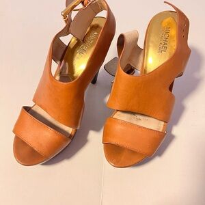 Michael Kors Tan Heels with Sleek Design